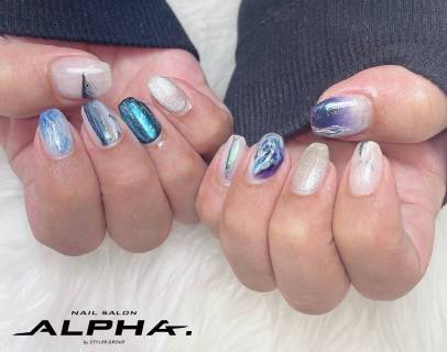 ブルー系ニュアンスネイル