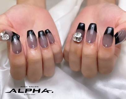 ブラックフレンチネイル
