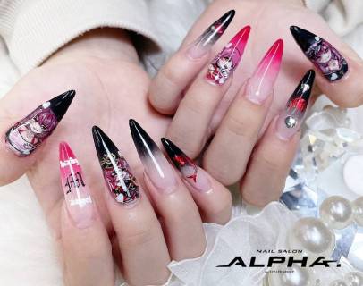 レッド×ブラックのグラデーションネイル