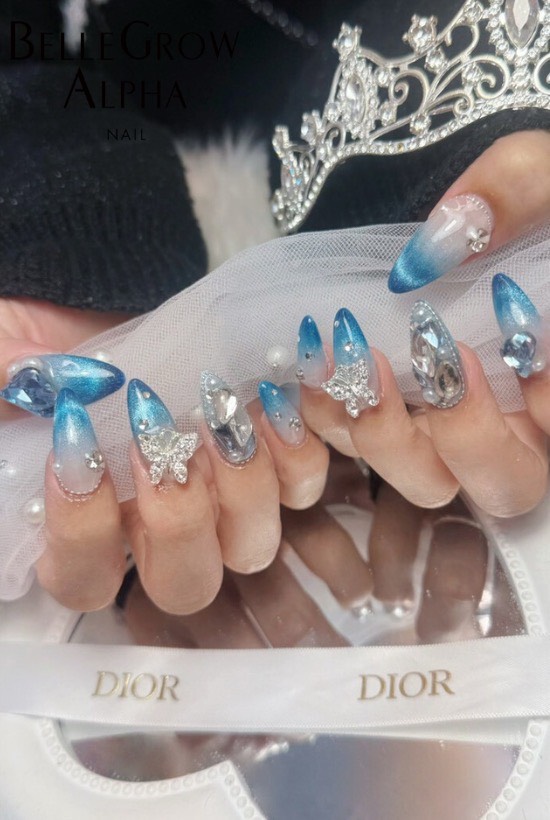 グラデーションネイル