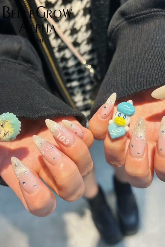 キャラクターネイル