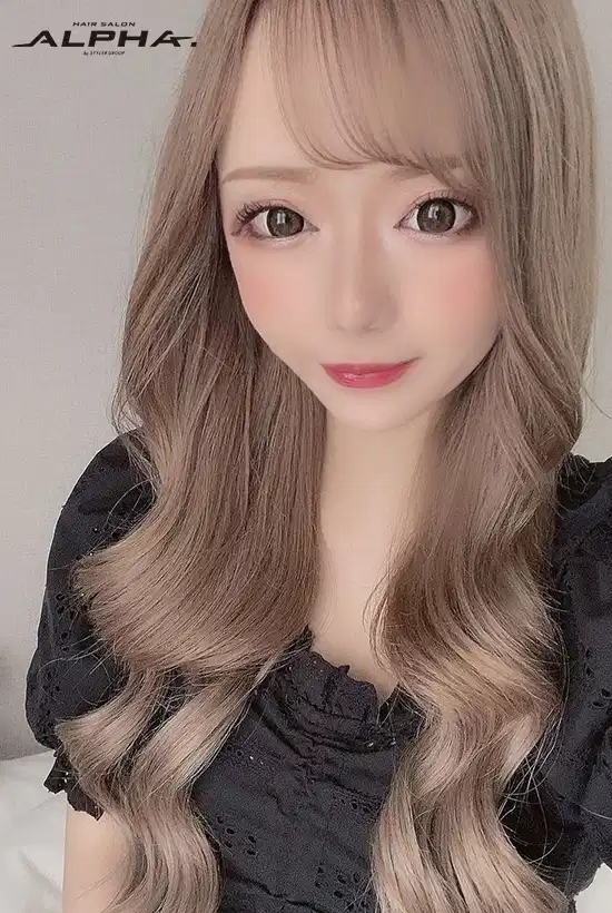 ミルクティーベージュ