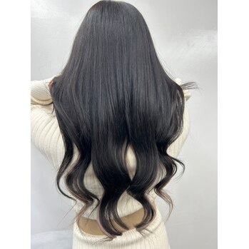 暗髪×シールエクステロングで大人っぽいレイヤースタイルに！簡単可愛い内巻きも叶う！