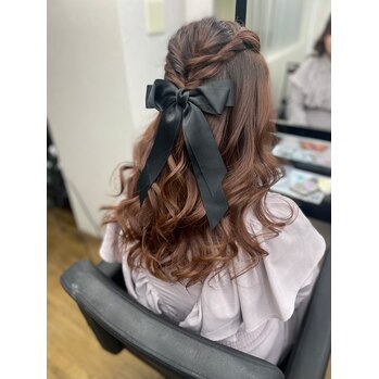 ふわふわハーフアップ｜ライブにぴったりのラブリーヘアセット