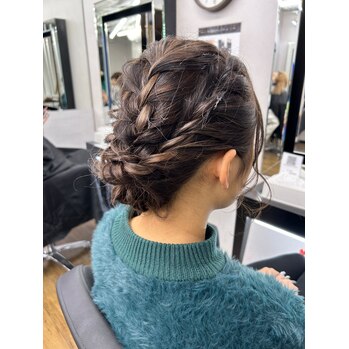 特別な日も、日常も。プロのヘアセットで、ワンランク上のスタイルを