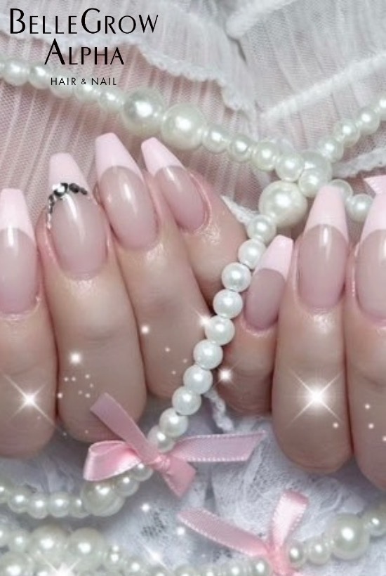 甘々フレンチネイル