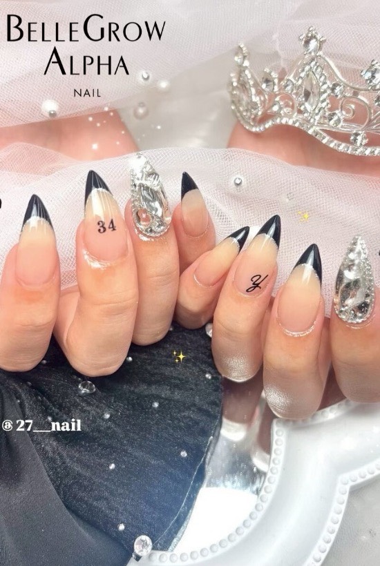 フレンチネイル