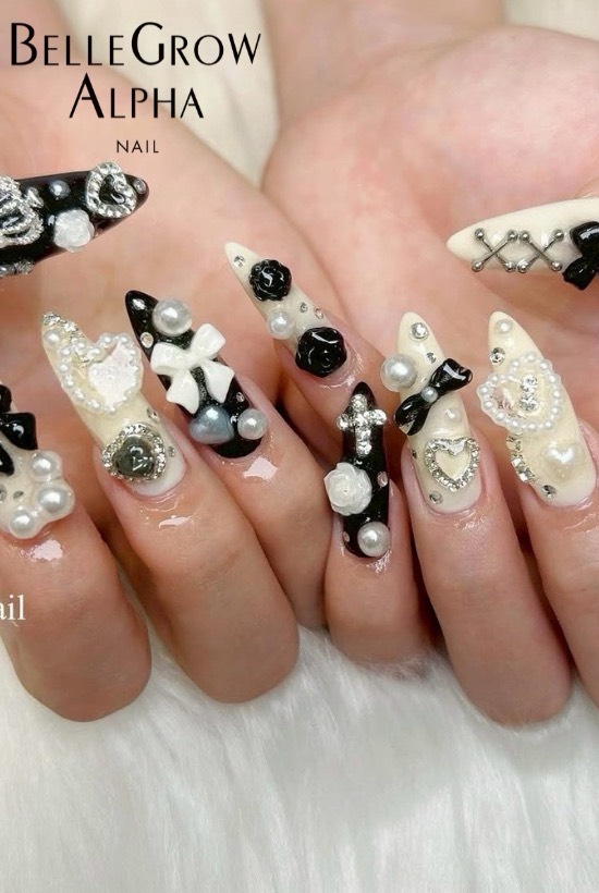 ゴテゴテネイル