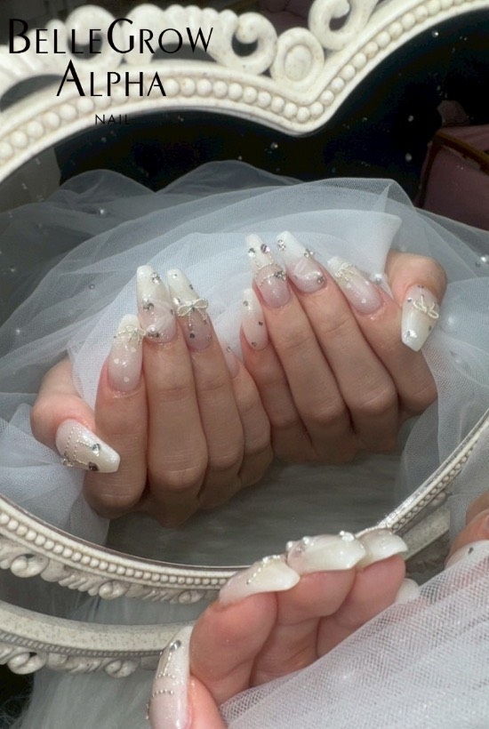 ホワイトリボンネイル