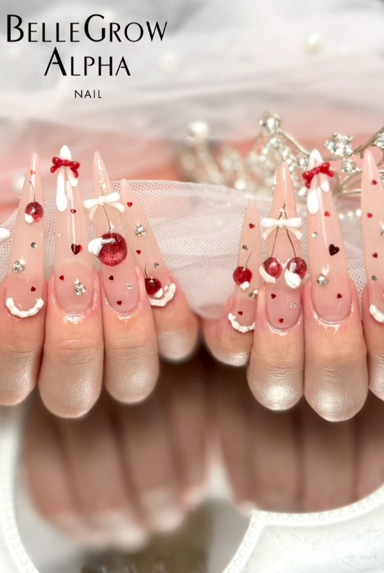 さくらんぼネイル