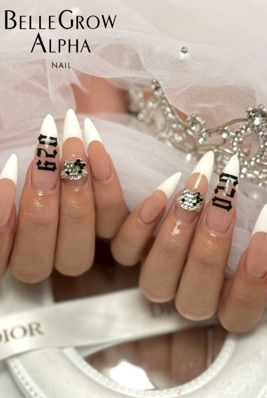 フレンチネイル