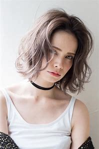  センターパートが似合わない？誰でも似合う「センター分け前髪」の髪型♡	